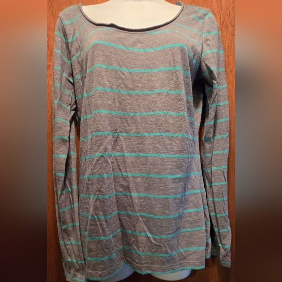Xhilaration Tops - Xhilaration Lightweight Sleep/active Longsleeve T-shirt SzL